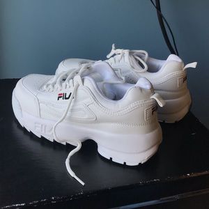 Women’s Disruptor II Sneakers Sz 7 (Sz 6 fit)